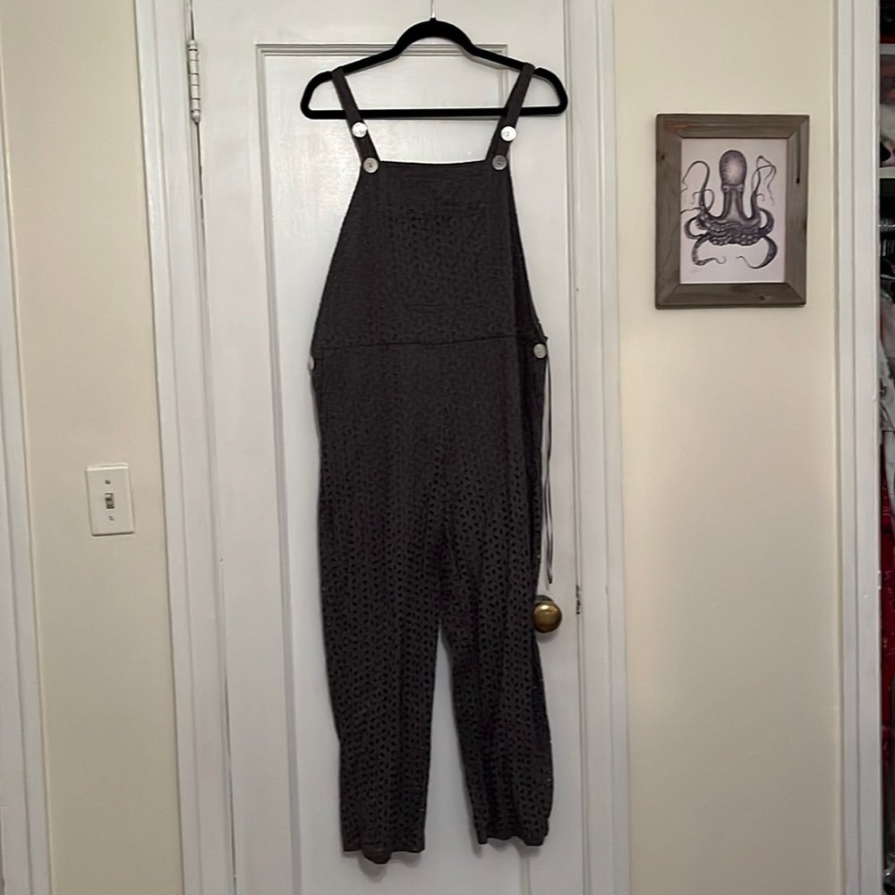 Eyelet overalls